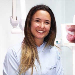 Vanessa Felix Teixeira Silva: ortodontista credenciado New Aligner